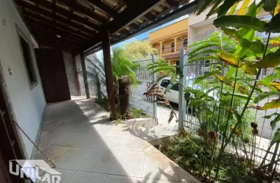 Casa de 02 quartos à venda no bairro Jardim Ponte Alta em Volta Redonda/RJ.