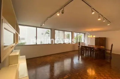 Apartamento com 3 quartos para alugar na Rua da Mata, 173, Itaim Bibi, São Paulo