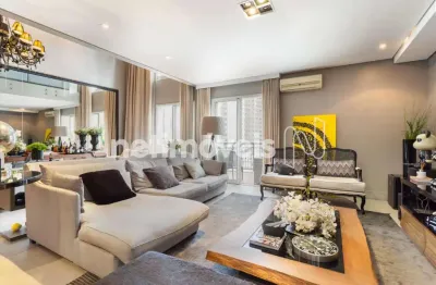 Apartamento com 2 quartos para alugar na Rua Araguari, 449, Vila Uberabinha, São Paulo