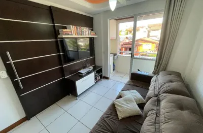 Apartamento com 2 quartos, sacada e elevador – conforto e praticidade em jardim cidade florianópolis