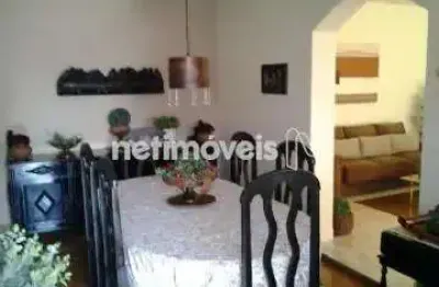 Casa com 2 quartos à venda na Rua Wellington Queiros de Oliveira, 42, Jardim Independência, Taubaté