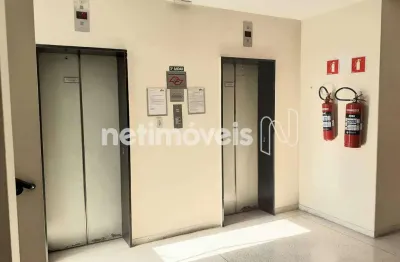 Sala comercial com 6 salas para alugar na Rua do Arouche, República, São Paulo