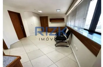 Sala comercial para alugar na Rua Pires da Mota, Aclimação, São Paulo