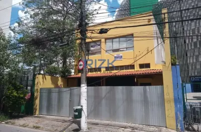 Prédio à venda na Rua Padre Antônio Tomás, Água Branca, São Paulo