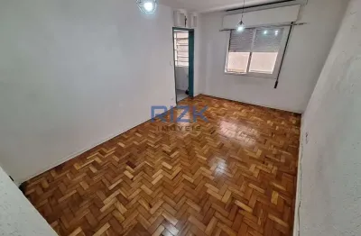 Kitnet / Stúdio à venda na Rua Barão de Iguape, Liberdade, São Paulo