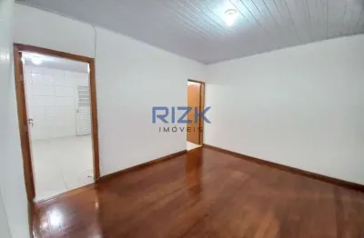 Casa com 4 quartos para alugar na Rua Scuvero, Cambuci, São Paulo