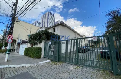 Casa com 3 quartos à venda na Rua Heitor Peixoto, Aclimação, São Paulo