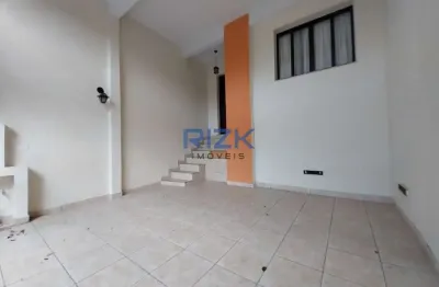 Casa com 3 quartos para alugar na Rua Dom Duarte Leopoldo, Cambuci, São Paulo