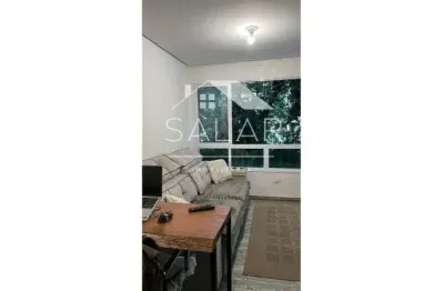 Apartamento de 02 dormitórios, no bairro ipanema, porto alegre/rs