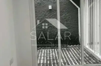 Apartamento térreo com garden privativo, parrilla uruguaia, vaga e sol da manhã no bom fim, poa/rs