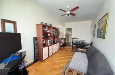 Apartamento 1 dormitório, semimobiliado, reformado, no Bairro navegantes, Porto