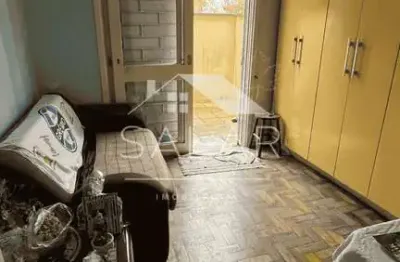 JK térreo, com espaço garden de aproximadamente 40m², Bairro Azenha, Porto Alegr