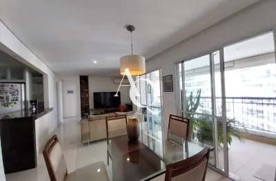 Apartamento com varanda gourmet próximo ao Shopping Morumbi!