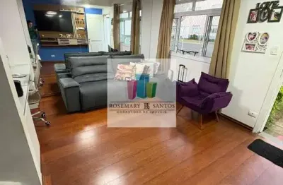 Casa em condomínio fechado, 2 dorms, 1 suíte, 2 vagas e quintal com área gourmet