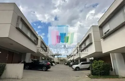 Casa em condomínio fechado com 4 quartos para alugar na Rua Nicolau Alayon, 477, Interlagos, São Paulo