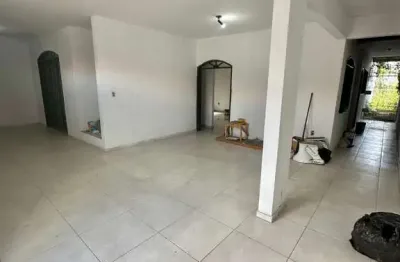 Casa com 3 quartos à venda na Avenida Um, 3535, Cohama, São Luís