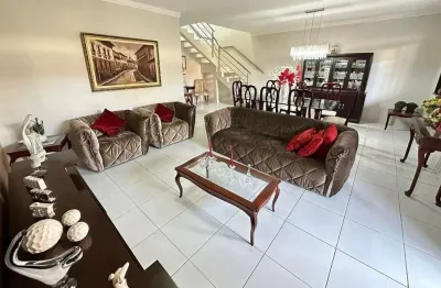 Casa com 4 quartos à venda na Rua Um, 780567, Cohama, São Luís