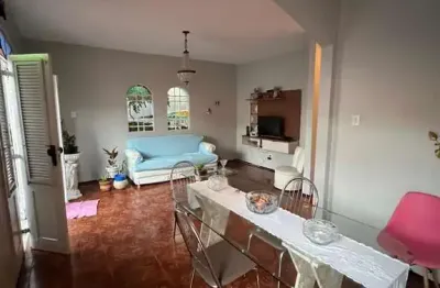 Casa com 2 quartos à venda na avenida um, 24642, cohama, são luís, 315 m2 por r$ 399.000