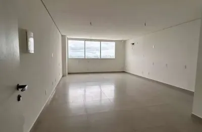 Sala comercial para alugar na Avenida Daniel de La Touche, 79587, Cohama, São Luís