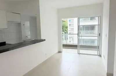 Apartamento com 3 quartos para alugar na Avenida Deputado Luís Eduardo Magalhães, 124, Calhau, São Luís