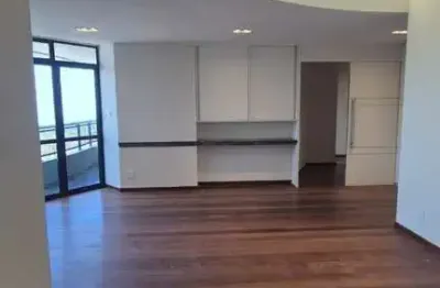 Apartamento com 4 quartos para alugar na Rua dos Currupiões, 7867, São Marcos, São Luís