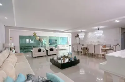 Casa em condomínio fechado com 5 quartos à venda na Avenida Avicênia, 2421, Calhau, São Luís