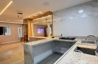 Casa em condomínio fechado com 4 quartos à venda na Avenida Daniel de La Touche, 249429, Cohama, São Luís