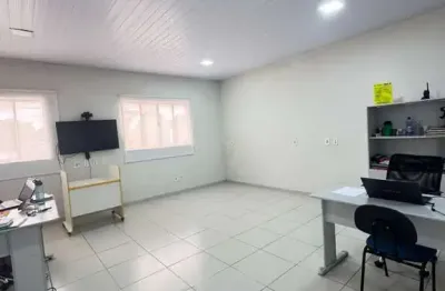 Ponto comercial para alugar na Avenida Daniel de La Touche, 452347, Cohama, São Luís