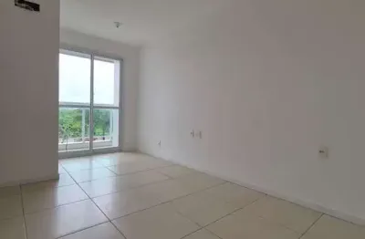 Apartamento com 2 quartos para alugar na Avenida Daniel de La Touche, 3412, Cohama, São Luís