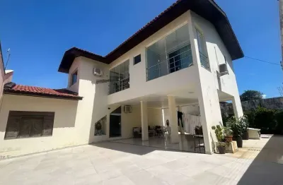 Casa com 3 quartos à venda na Avenida Neiva Moreira, 98789, Calhau, São Luís