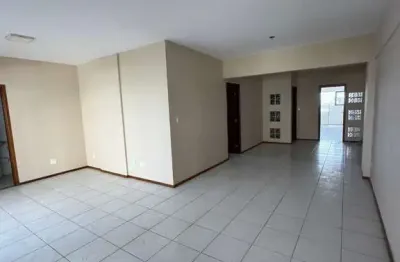 Apartamento com 3 quartos à venda na Avenida dos Holandeses, 234, Jardim Renascença, São Luís