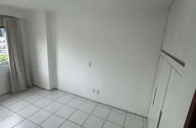 Apartamento com 2 quartos para alugar na Avenida Coronel Colares Moreira, 001, Jardim Renascença, São Luís