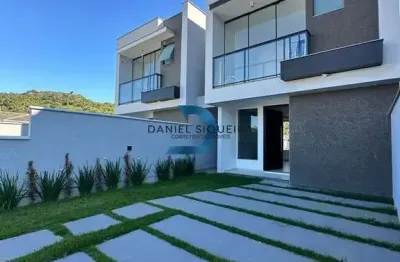 Casa com 3 quartos à venda na Rua Lidia Hames Huller, 11, Forquilhas, São José