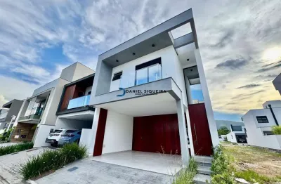 Casa com 3 quartos à venda na Rua Getúlio Vargas, 12, Deltaville, Biguaçu