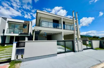 Casa com 3 quartos à venda na Rua Lídia James Huller, 200, Forquilhas, São José
