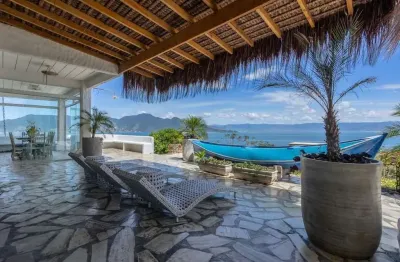 Casa em condomínio fechado com 6 quartos para alugar no Armação, Ilhabela 