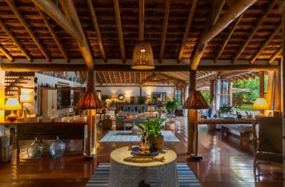 Casa em condomínio fechado com 6 quartos para alugar em Trancoso, Porto Seguro 