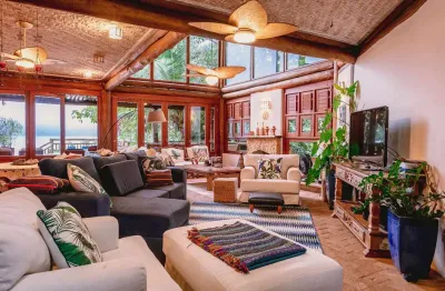 Casa em condomínio fechado com 5 quartos à venda em Urubu, Ilhabela 