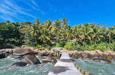 Casa com 6 quartos para alugar no Veloso, Ilhabela 
