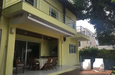 Casa em condomínio fechado com 5 quartos para alugar na Barra do Una, São Sebastião 