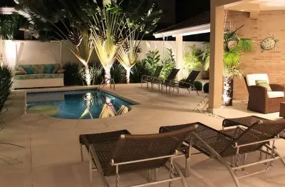 Casa em condomínio fechado com 6 quartos para alugar no Maresias, São Sebastião 