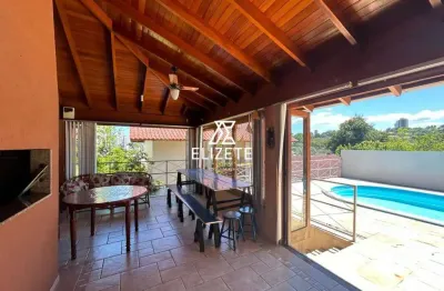 Casa à venda em novo hamburgo - piscina privativa e churrasqueira!