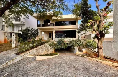 Casa em condomínio fechado com 4 quartos para alugar no Alphaville, Santana de Parnaíba 