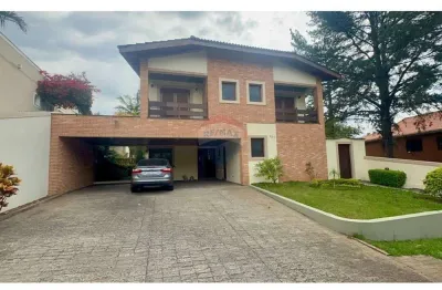 Casa em condomínio fechado com 4 quartos para alugar no Alphaville Residencial Um, Barueri 