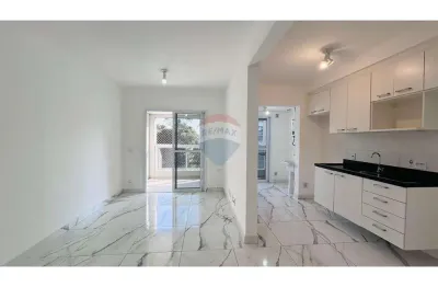 Apartamento semi-mobiliado para locação com 01 suíte no glass - alphaville sp