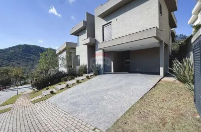 Casa luxuosa para locação em tamboré! espaço e sofisticação!