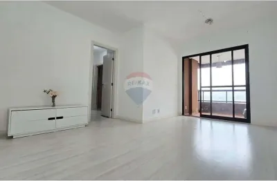 Apartamento para locação no último andar com 3 quartos, 90m² no condomínio grand floridian – alphaville/sp