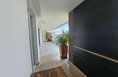 Apartamento incrivel com vista permanente para o lago e reserva