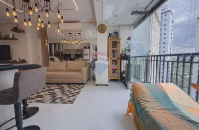 Apartamento à venda com 2 suítes, 81m2 no Condomínio  Royal - Alphaville/Barueri
