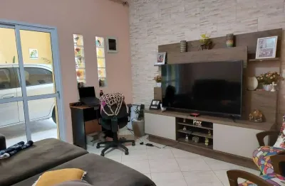 Casa com 2 quartos à venda na rua alzira fett martins, 11, parque residencial oratorio, são paulo, 140 m2 por r$ 650.000